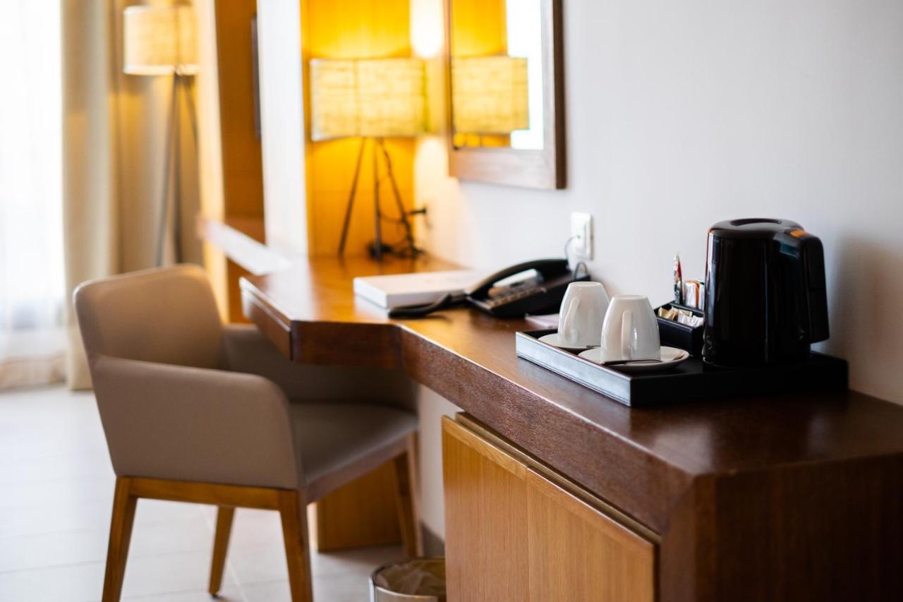 Les Orangers Garden Villas And Bungalows Ultra All Inclusive Хаммамет Экстерьер фото A Nespresso machine in a hotel room